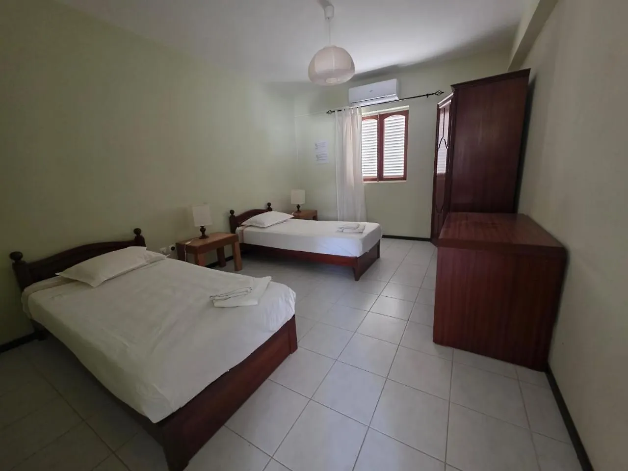 Hotel Residencial Raiar Mindelo 2*,  Kap Verde