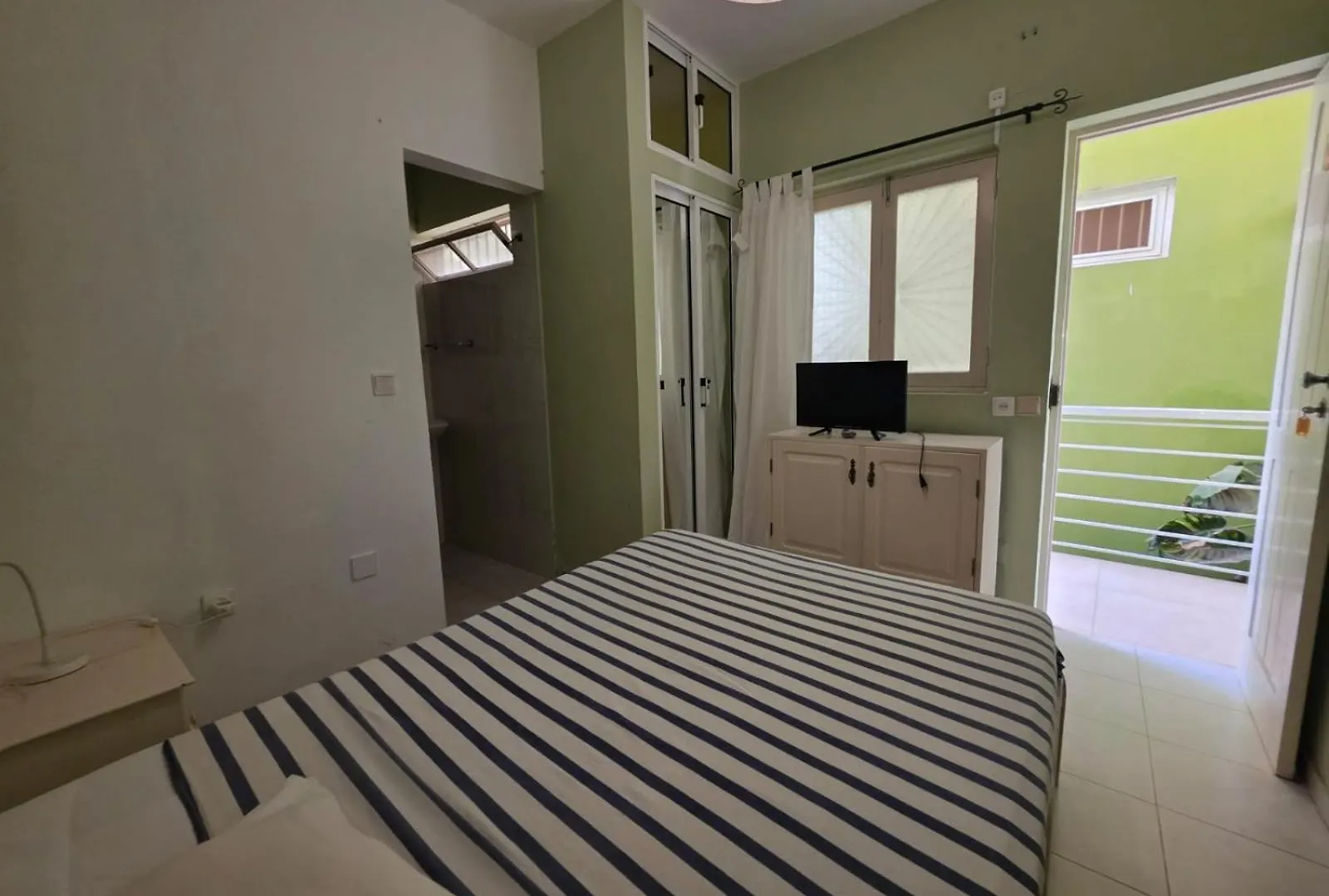 Residencial Raiar Hotel Mindelo 2*,